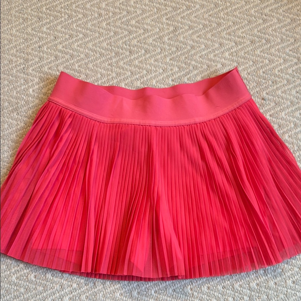 Lululemon Tiered Pleats Tennis Skirt, pink, size 8 - LIKE NEW